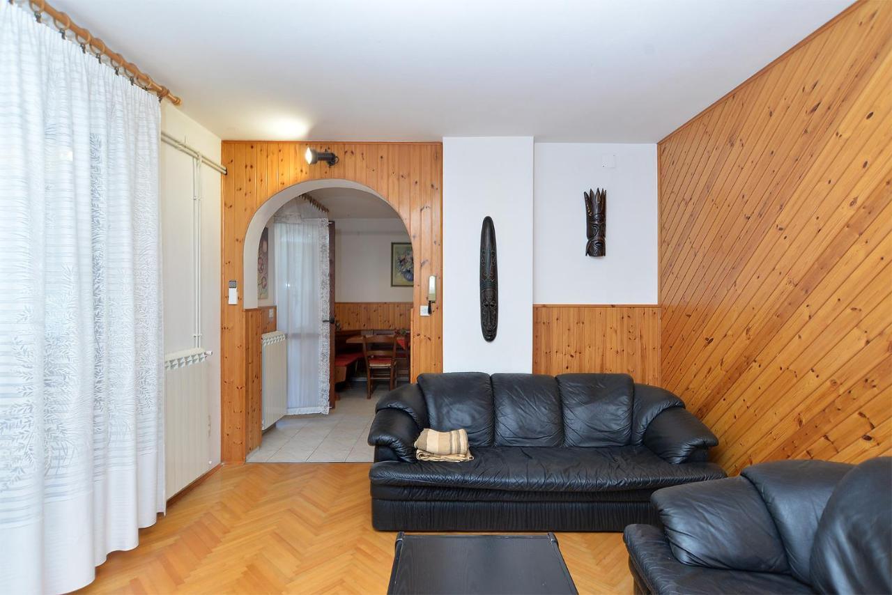 Apartments Irena 531 Pula Extérieur photo