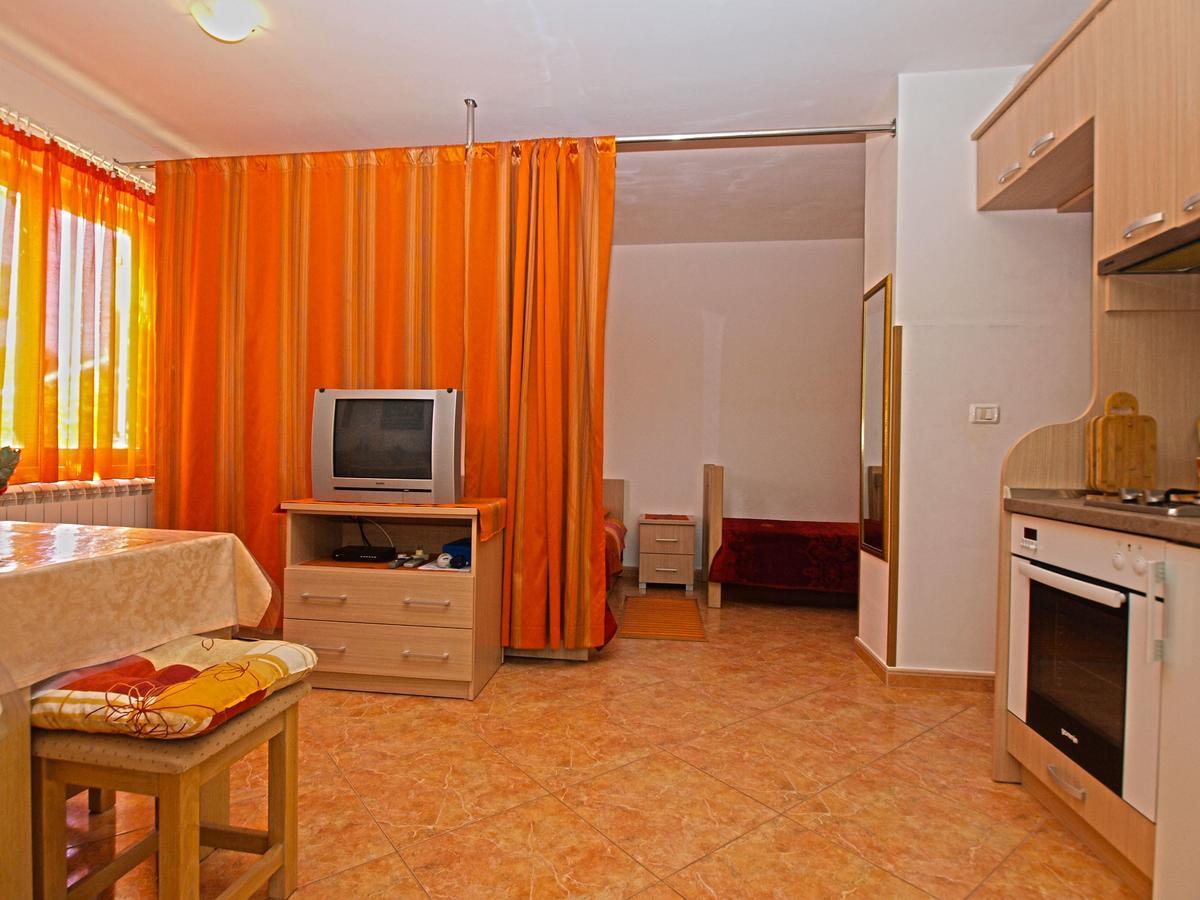Apartments Irena 531 Pula Extérieur photo